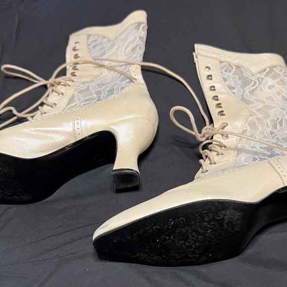 Oak Tree Farms Vesper leather and lace Victorian wedding boots in beige pearl. - Picture 4 of 7